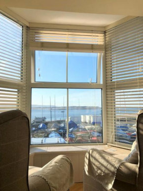 Popular Sea View Apartment
